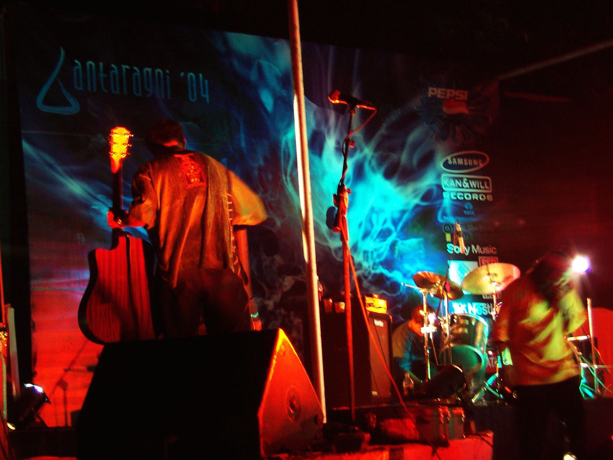 Indian Ocean performing at Antaragni, IIT Kanpur