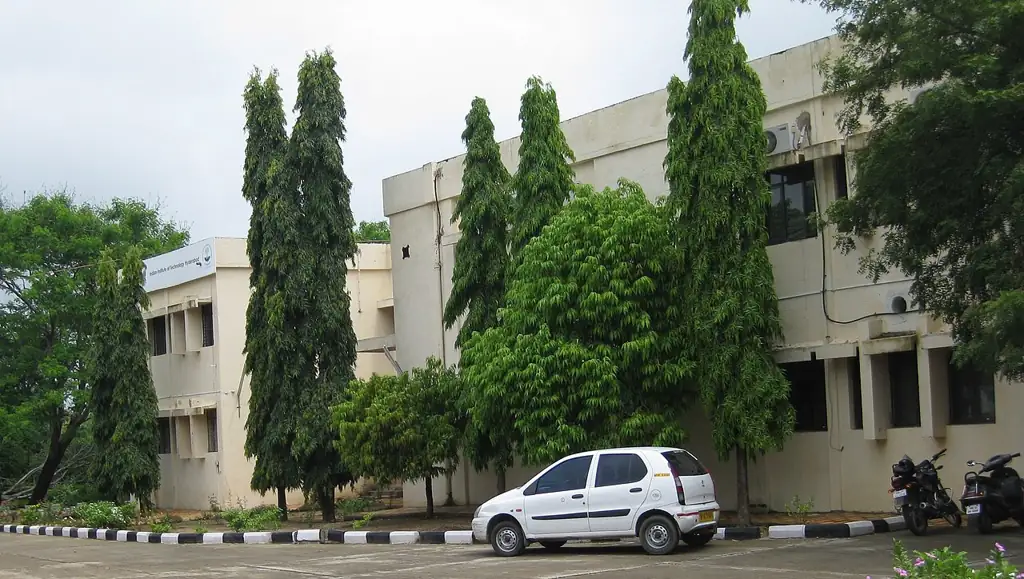 IIT Hyderabad temporary campus building at Ordnance Factory Medak in 2010