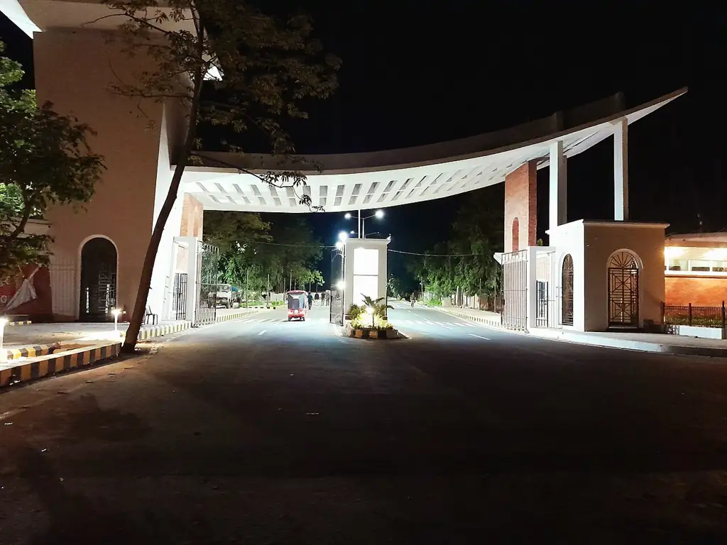 Puri Gate, the main entrance of IIT Kharagpur