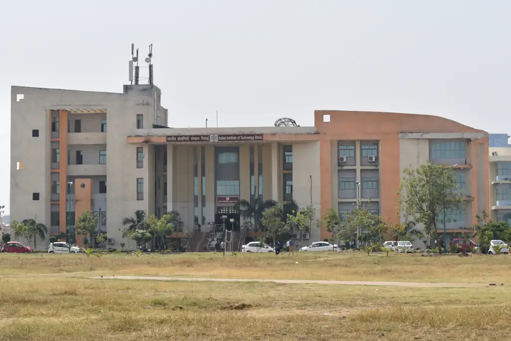 The academic block at IIT Bhilai's earlier temporary campus in Raipur, photographed in 2018